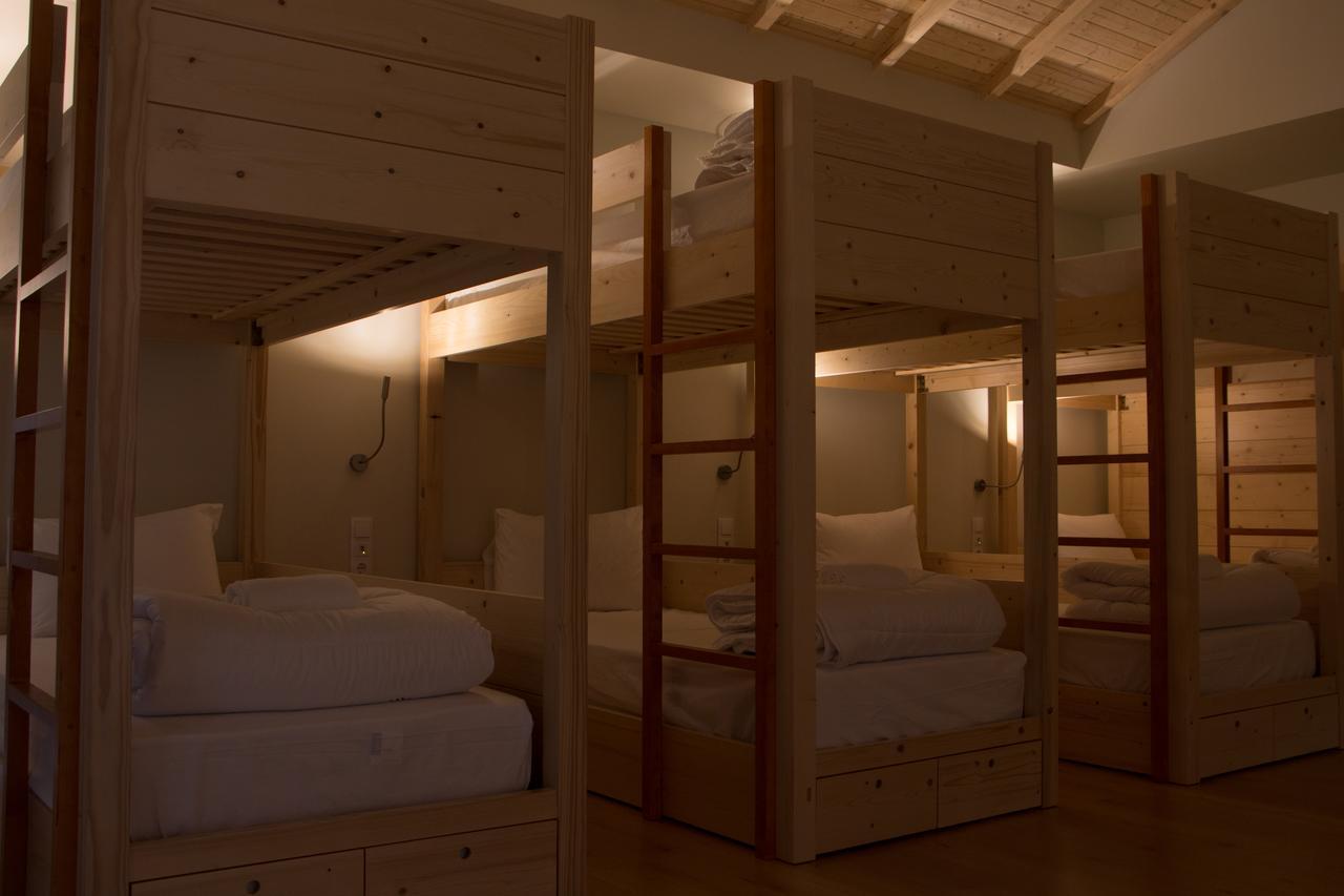 Feira Hostel & Suites Santa Maria da Feira Bagian luar foto