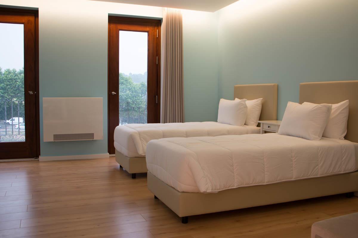 Feira Hostel & Suites Santa Maria da Feira Bagian luar foto