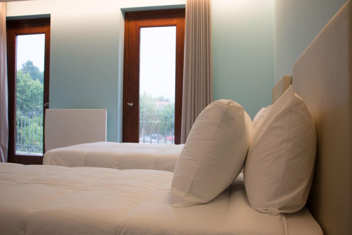 Feira Hostel & Suites Santa Maria da Feira Bagian luar foto